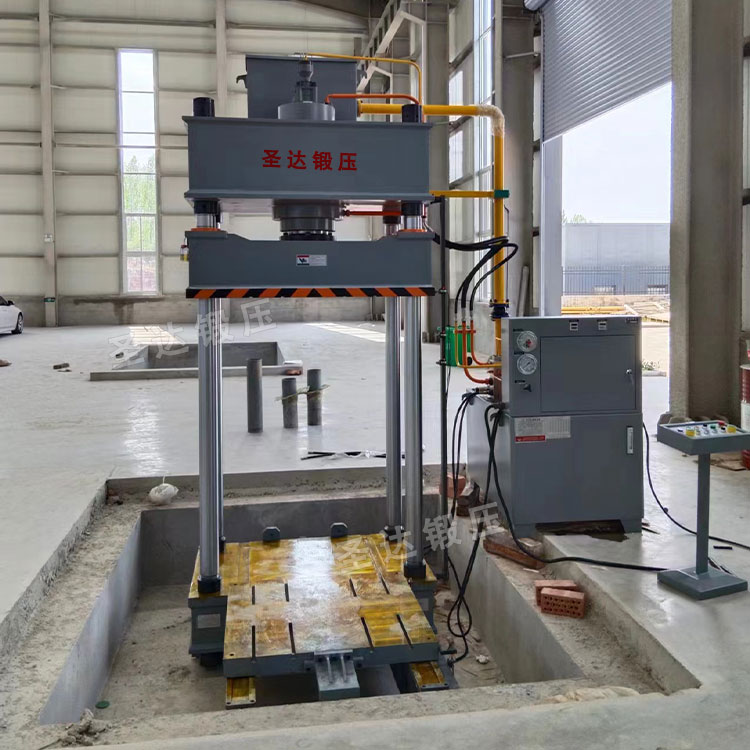 200噸三梁四柱液壓機(jī)帶移動(dòng)工作臺