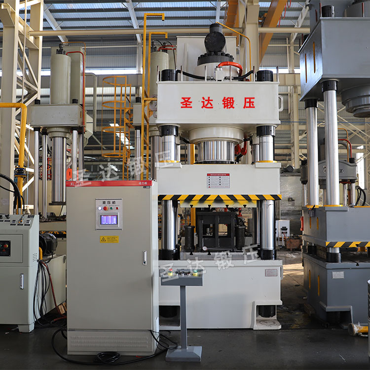 500噸三梁四柱液壓機 500噸三梁四柱液壓機